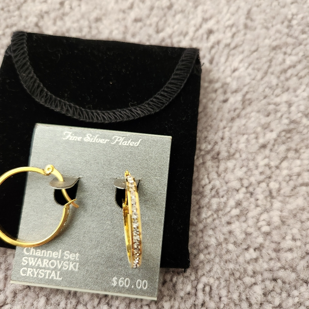 Swarovski channel set earrings NWT